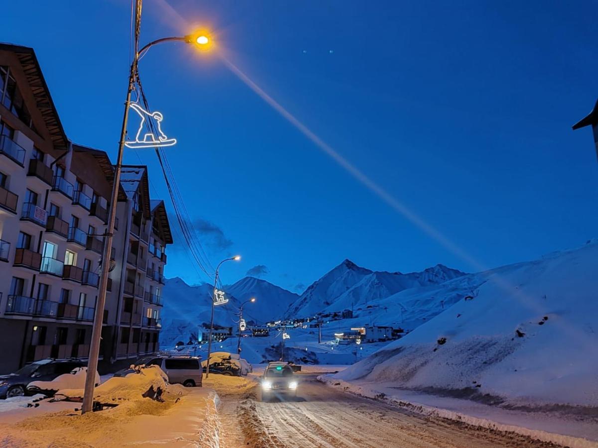 New Gudauri Redco Twins-Premium Mountain Apartment Close The Gondola Lift Extérieur photo